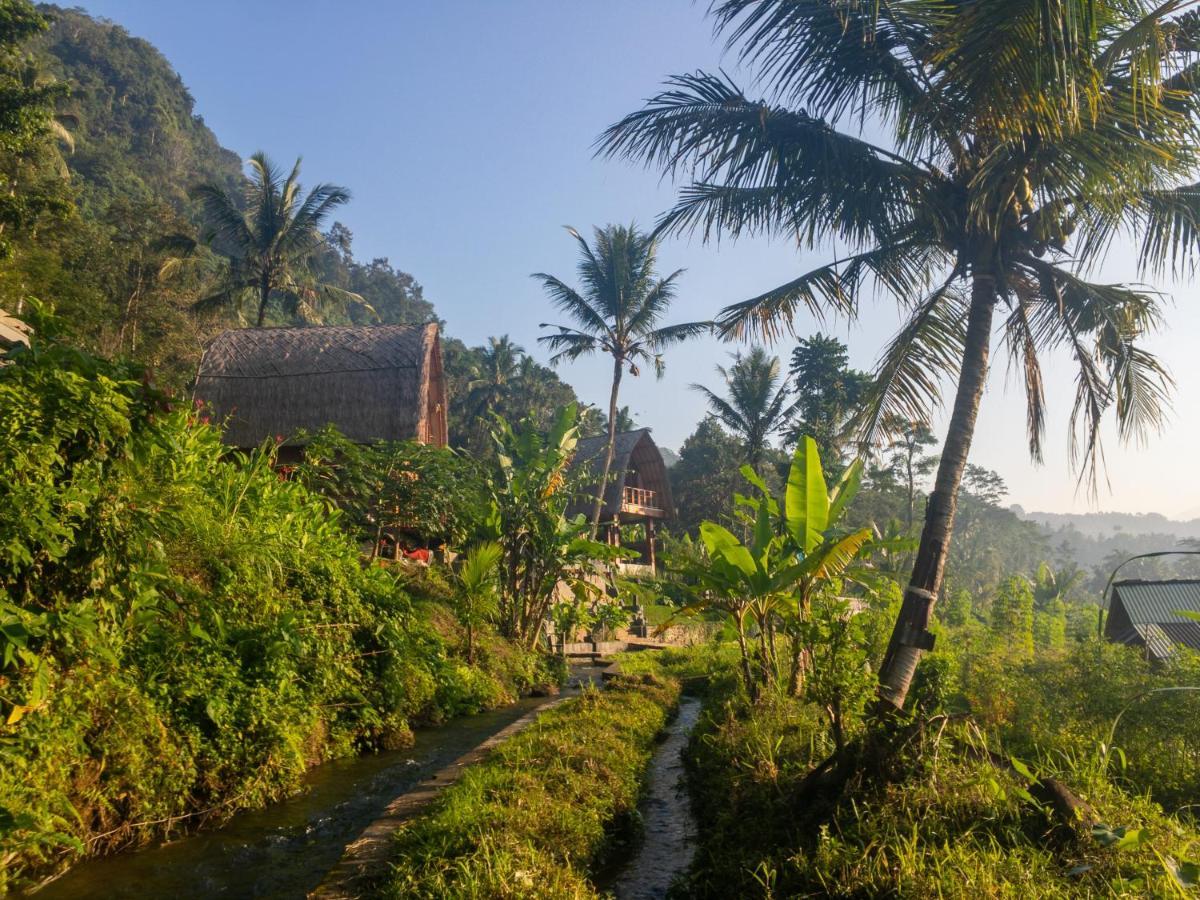 Romantic Barn With Mt. Agung Views Sidemen  Exterior photo